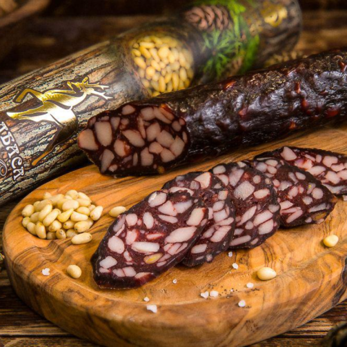 Колбаса Косуля с кедровыми орехами 