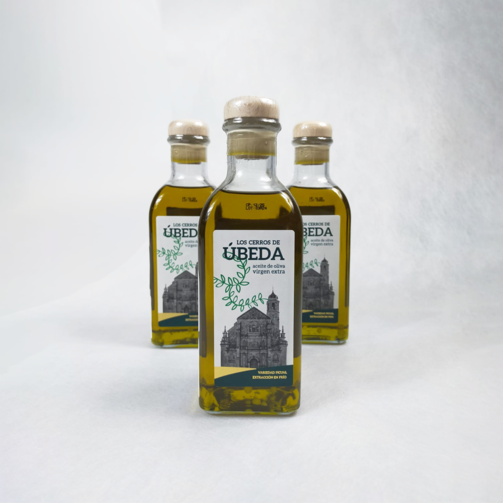 Масло оливковое E.V. Ubeda Пикуаль бутылка с пробкой  (арт. 3942)