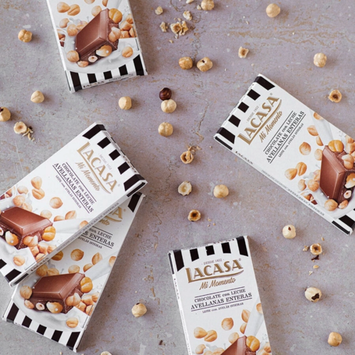 Молочный шоколад с цельным фундуком 100 гр  (арт. LAC150500)