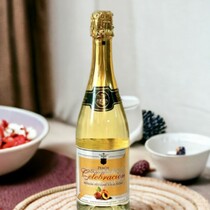 Безалкогольный газированный праздничный напиток Персик