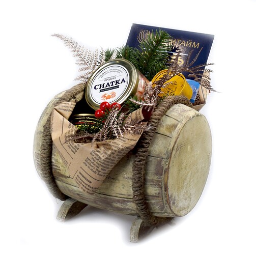 Подарочная корзина на Новый год "Семейное тепло" 