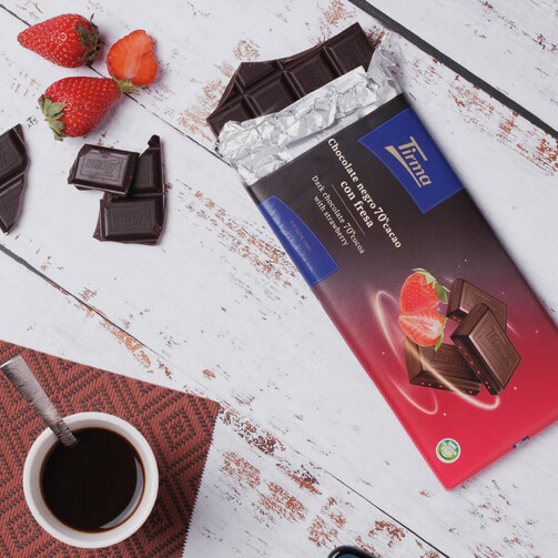 Шоколад тёмный Tirma 70% с клубникой  (арт. 022021)