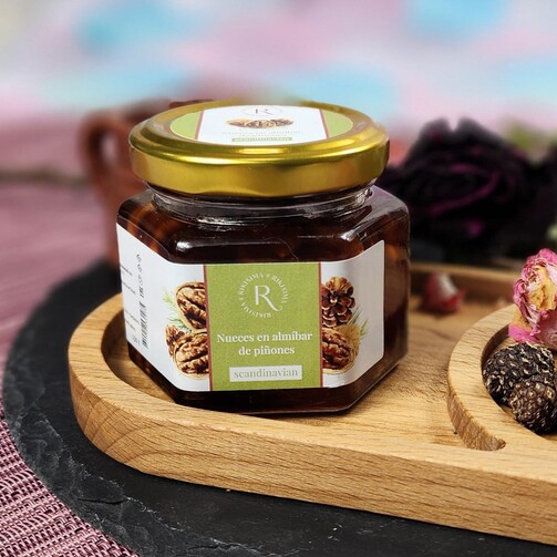 Грецкий орех в сиропе из сосновой шишки  (арт. ЕБФ-6224)