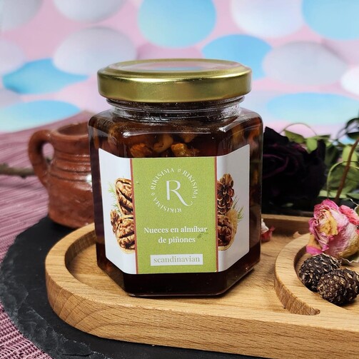 Грецкий орех в сиропе из сосновой шишки  (арт. ЕБФ-3953)