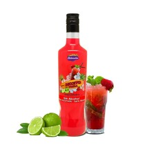 Безалкогольный освежающий праздничный напиток клубничный Мохито