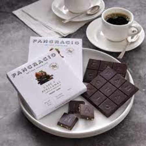 Темный шоколад 64% с кофе и карамелизированным лесным орехом  (арт. PC4911)