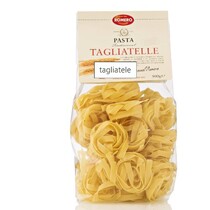 Паста Tagliatelle al bronce изготовленная на медных формах