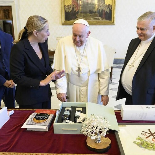 Подарочный набор деликатесов с оливковым маслом Маркез де Вальдуэза 