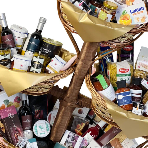 Подарочные корзины деликатесов премиум "Совершенство"  (арт. RKK-018)