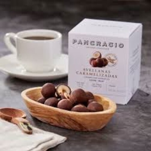 Luxury Box Конфеты из цельного карамелизированного миндаля с молочным и темным шоколадом  (арт. PC4713)