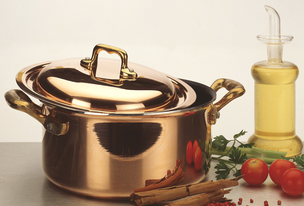 Посуда из фарфора, меди и оливы на "Мечта Гурмана"