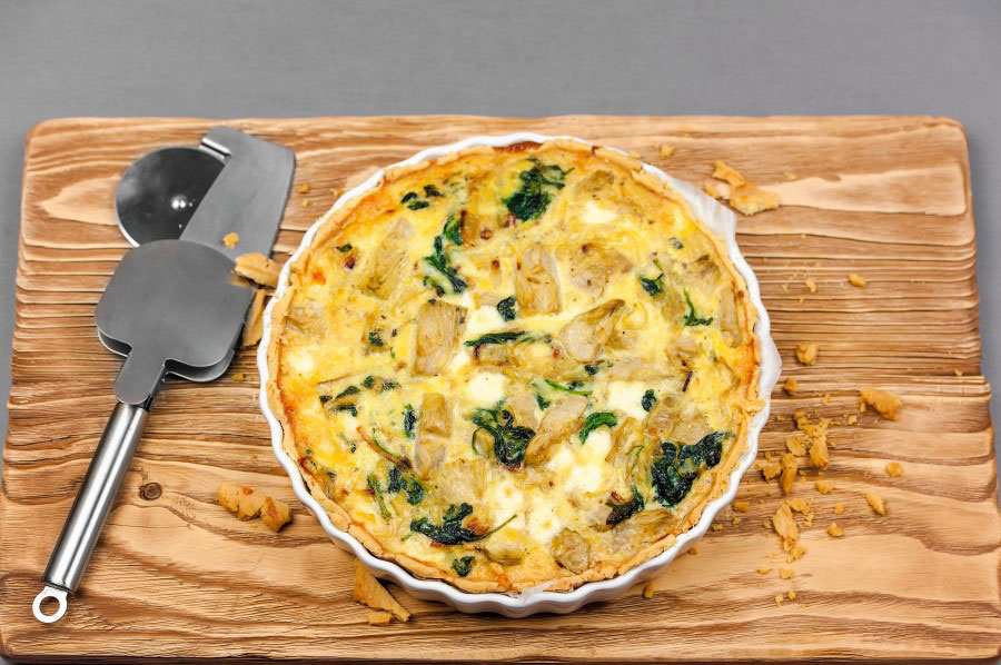 Пирог с артишоками и шпинатом