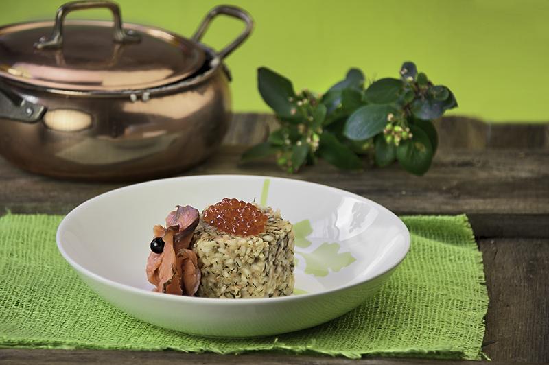 Ризотто с копченой форелью